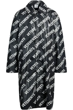 Vetements JACKEN & MÄNTEL - Jacken, Mäntel & Trenchcoats